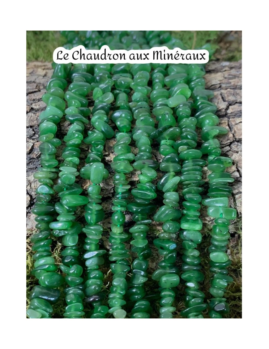 ?JADE Nephrite Origine Canada chips en fil de 90cm environ 300 chips