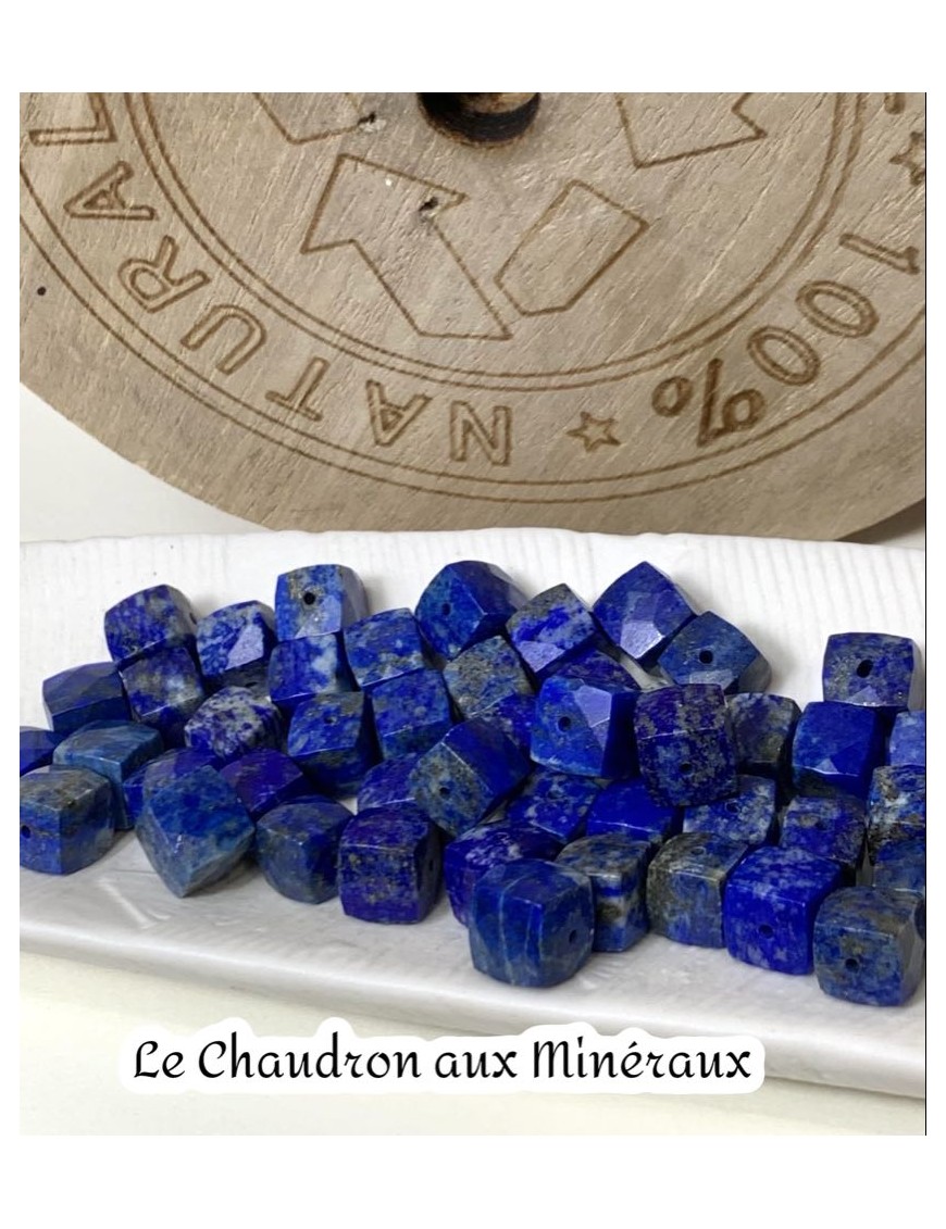 ?LAPIS-LAZULI Perles cube facettés 8mm à l'unité