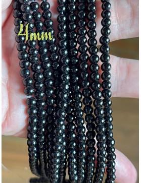 Perles d'obsidienne noire 4mm pour des bijoux énergétiques de protection et d'ancrage.